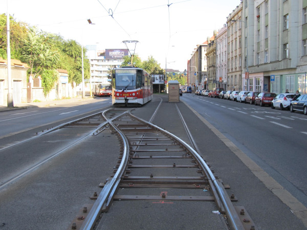 Temporary tramway crossing